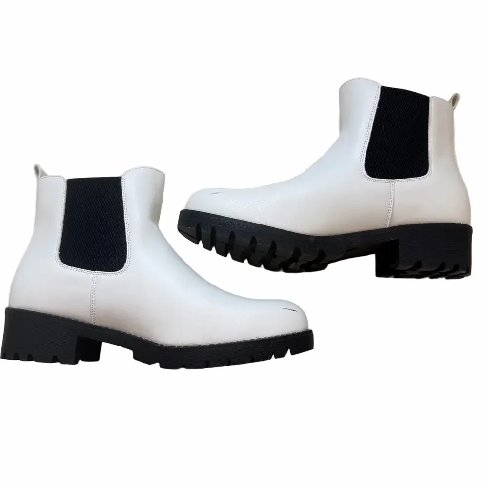 Vepose White Chelsea Boots Size 10